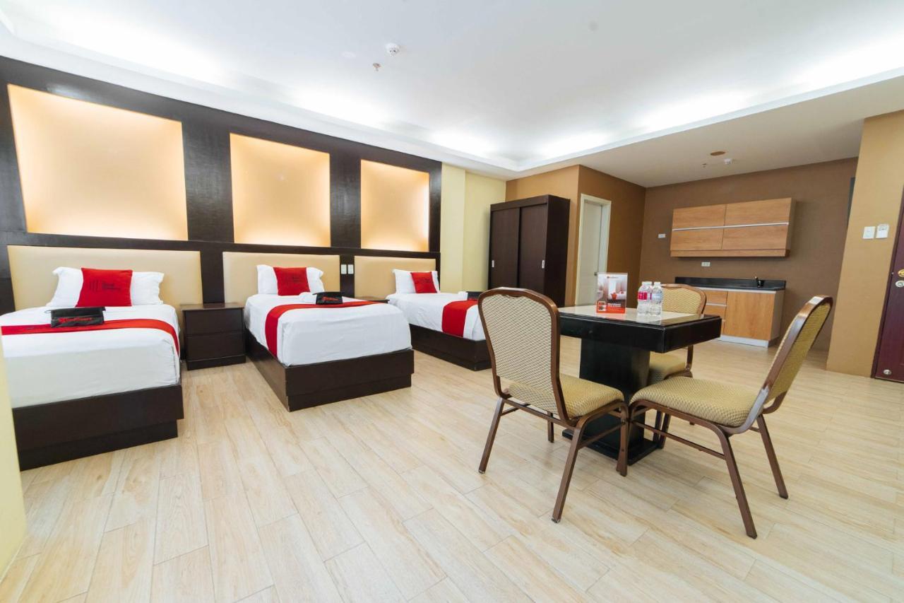 فندق Reddoorz Premium Near Trinoma كويزون سيتي المظهر الخارجي الصورة